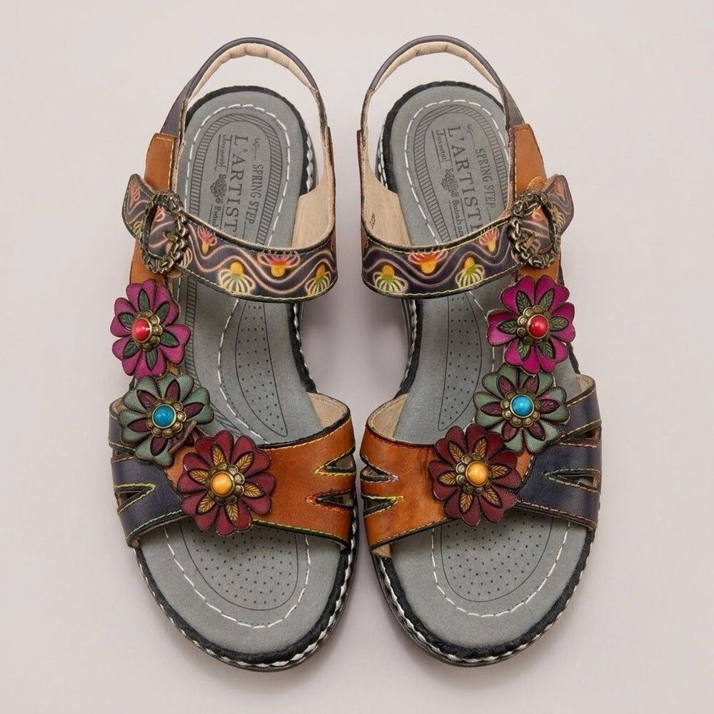 Spring Step LโArtiste Rebecka Womenโs EU 38/ US 7.5-8 Floral Leather Sandals